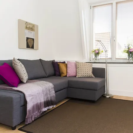 Stayci Serviced Station Appartement *