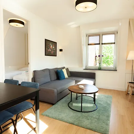 Stayci Serviced Apartments Central Station Apartment