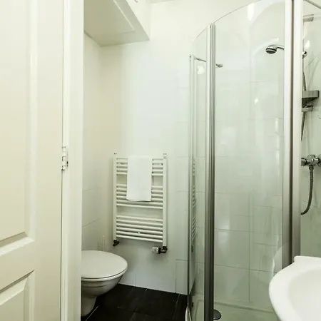 Stayci Serviced Station Appartement *