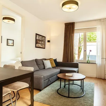 Stayci Serviced Station Appartement